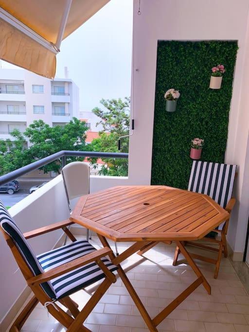 Eucalipto Residence Quarteira Bagian luar foto